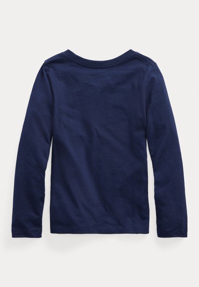 Tmavomodré tričko s dlhým rukávom a okrúhlym výstrihom, položené na rovnej ploche, zobrazujúce zadnú stranu s jednofarebnou látkou bez viditeľných vzorov alebo log.