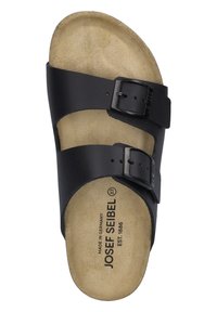 Sandali neri in pelle con due fibbie regolabili, plantare beige sagomato e logo del marchio stampato sulla suola. Superficie liscia, design piatto.