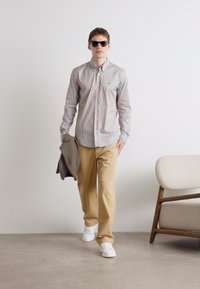 BOSS ROAN - Camicia - brown