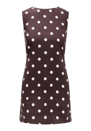 Ermeløs brun kjole med hvite prikker, rett snitt, over kneet lengde, rund halslinning, ingen synlige lukkinger.