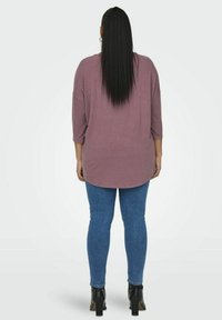 ONLY Carmakoma CARLAMOUR  liliowy melanż