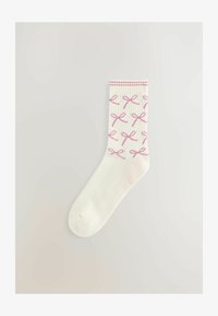 Unselected, cream bows