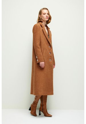 WITH POCKETS - Manteau classique - camel