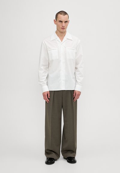 Filippa K - Spodnie materiałowe