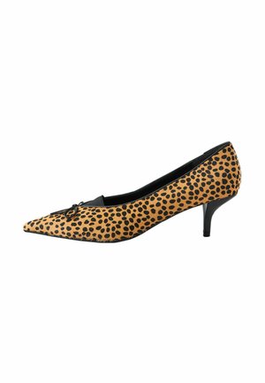 Damenschuh mit spitzer Spitze und kleinem Absatz, schwarz-braunes Leopardenmuster und kleine schwarze Schleife vorne.