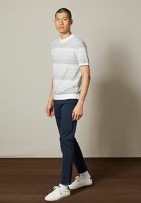 Next AUTHENTIC - Blugi conici - dark indigo blue