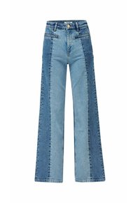 Jeans de tiro alto y pierna ancha con paneles verticales en tonos azul claro y oscuro contrastantes y bolsillos frontales con abertura.