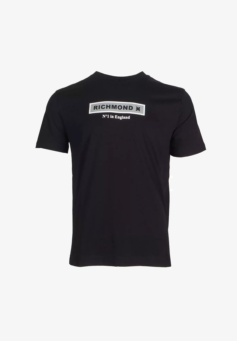 T-shirt in cotone nero con collo a giro e maniche corte. La parte anteriore presenta il testo "RICHMOND" e "N°1 in Inghilterra" in colori a contrasto.