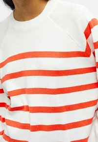 Object Neule - grey