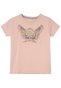 Světle růžové tričko s krátkými rukávy vyrobené z bavlny, s grafikou křídel, textem "ROCK STAR" a detaily značky v černé a zlaté barvě.