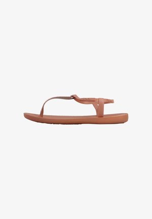 Brune gummiflip-flop sandal med en tynd rem, flad sål og tekstureret fodseng. Har en lille knapaccent på remmen.