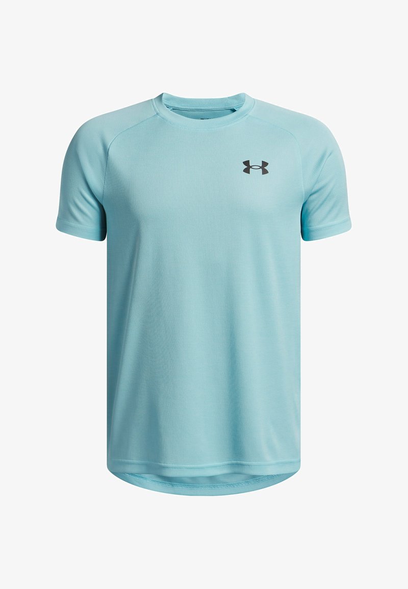 T-shirt de sport bleu clair en tissu respirant. Il présente des manches courtes, un col rond et un logo noir sur le devant à gauche.