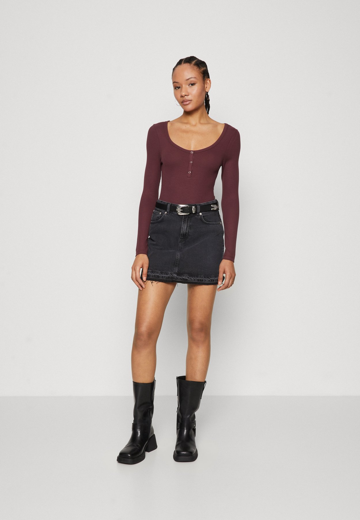 ONLNELIA SKIRT