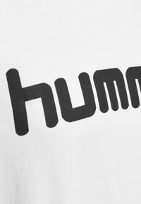 Hummel HMLGO - T-shirt print - white