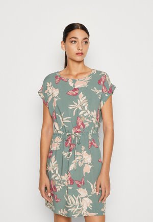 Vero Moda VMEASY TIE SHORT DRESS - Φόρεμα ημέρας - laurel wreath