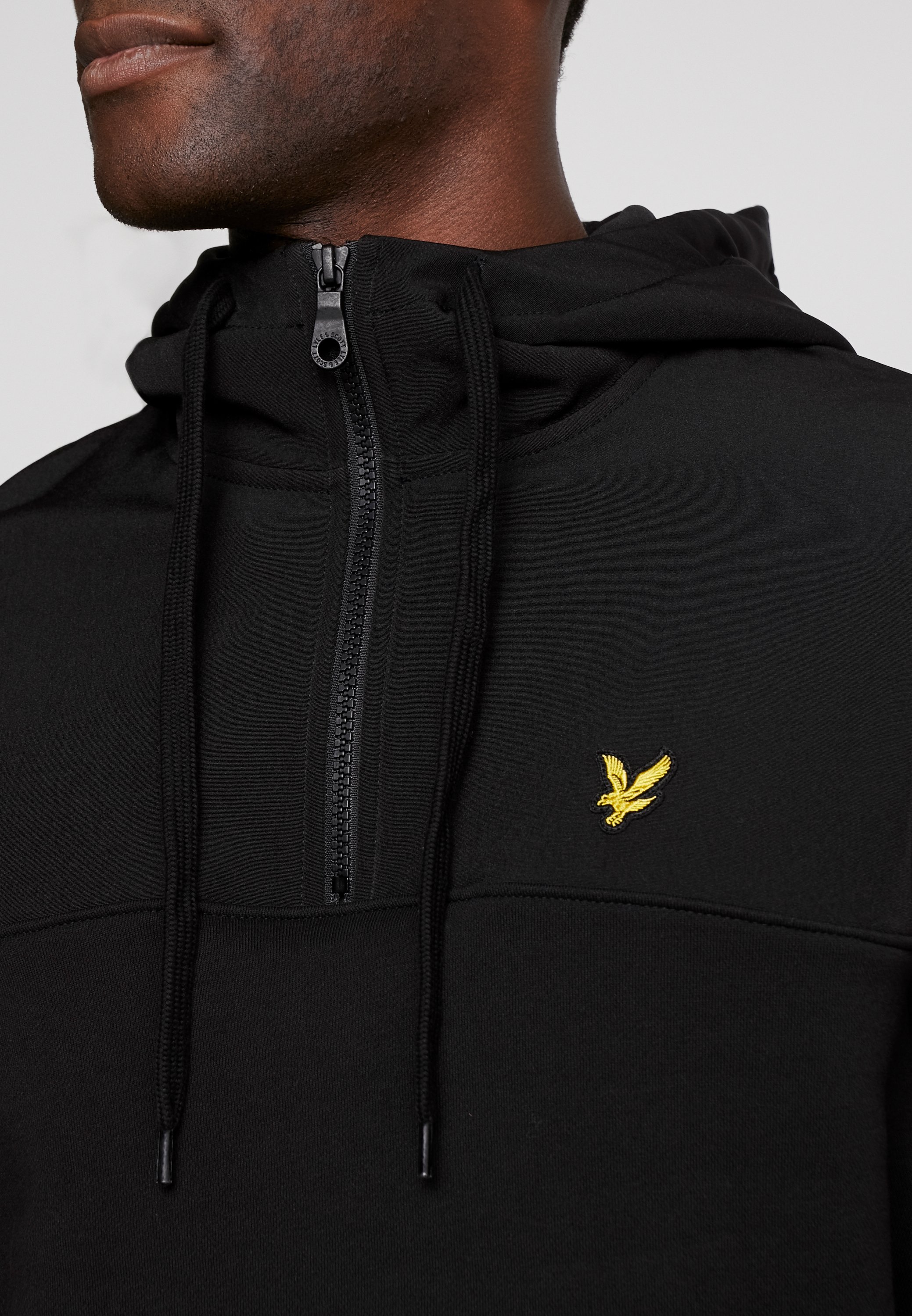 soft shell jas lyle and scott