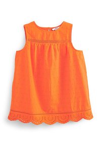 Top naranja sin mangas con detalles de broderie anglaise, corpiño plisado y dobladillo ondulado con recortes florales. Cierre de cremallera en la parte posterior.