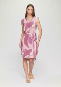 QS ALL-OVER - Jurk - lavendel