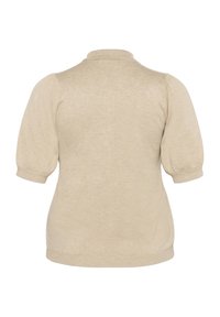 Beige gebreide top met een hoge halslijn, korte pofmouwen en een ontspannen pasvorm. Gladde textuur met geribde mouwboorden en zoom.