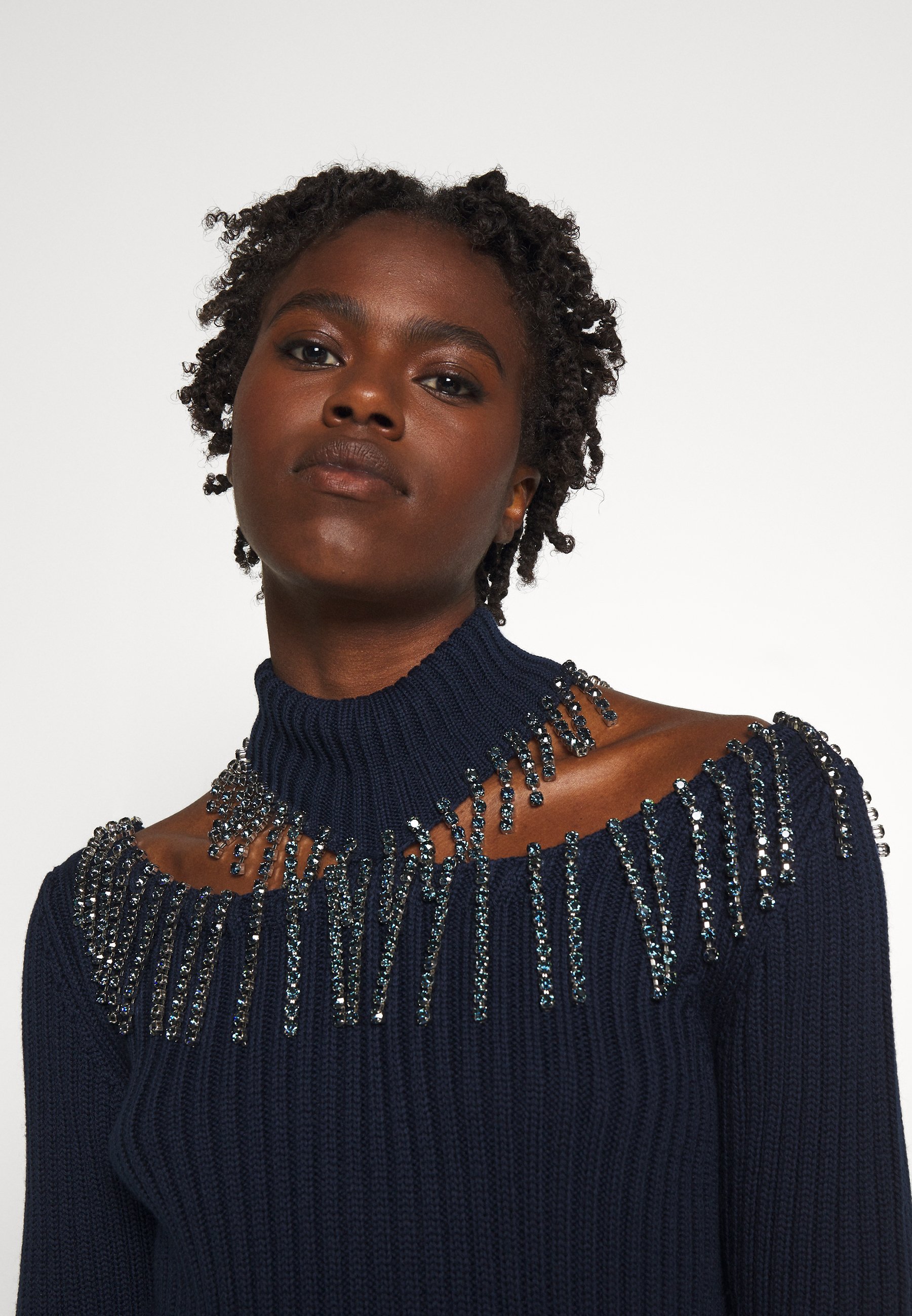 Damen CUPCHAIN CUTOUT SHOULDER - Strickpullover Damen CUPCHAIN CUTOUT SHOULDER - Strickpullover