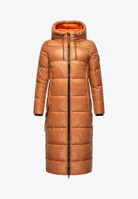 Selected, rusty cinnamon