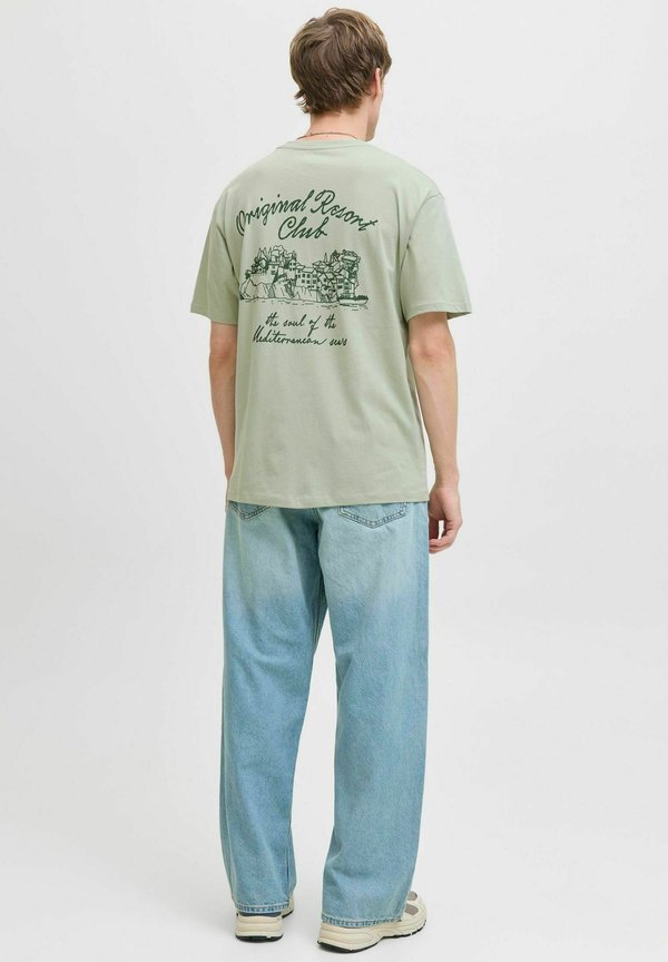 RUNDHALSAUSSCHNITT 
 - T-Shirt print