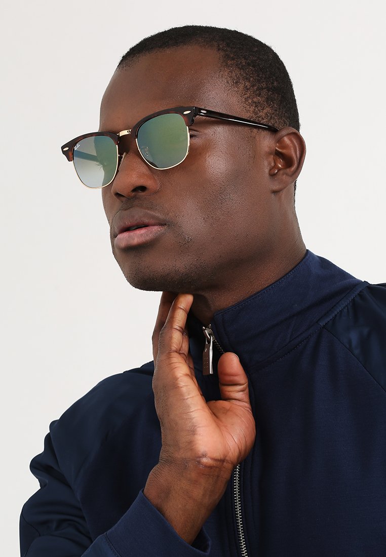 Ray-Ban CLUBMASTER UNISEX - Slnečné okuliare - brown