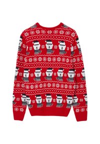 Pull en tricot rouge avec un motif d'ours polaires portant des chapeaux et des flocons de neige, avec des accents noir et blanc dans l'ensemble du design.