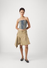 Jaded London ASYMMETRIC CHOPPY CARGO SKIRT - sukňa v tvare A - beige