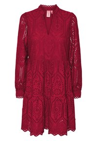 Unselected, jester red