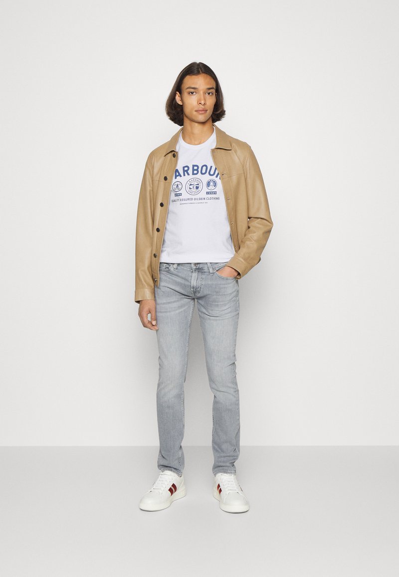 Herren T-Shirts & Polos | Barbour KEELSON TEE T-Shirt print white/weiß - CR12778 Herren T-Shirts & Polos | Barbour KEELSON TEE T-Shirt print white/weiß - CR12778