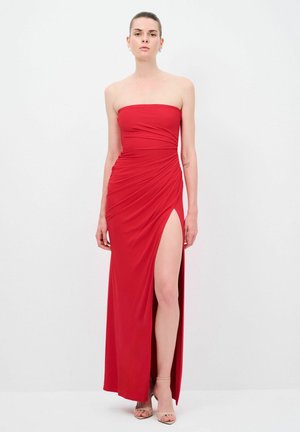 Occasion wear - red