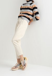 Selected Femme Stickad tröja - mottled light grey