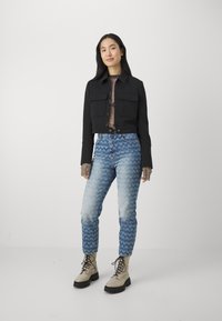 Patrizia Pepe GIUBBOTTO JACKET - Kevyt takki - nero