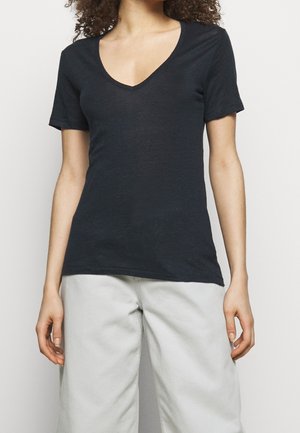 T-shirt basic