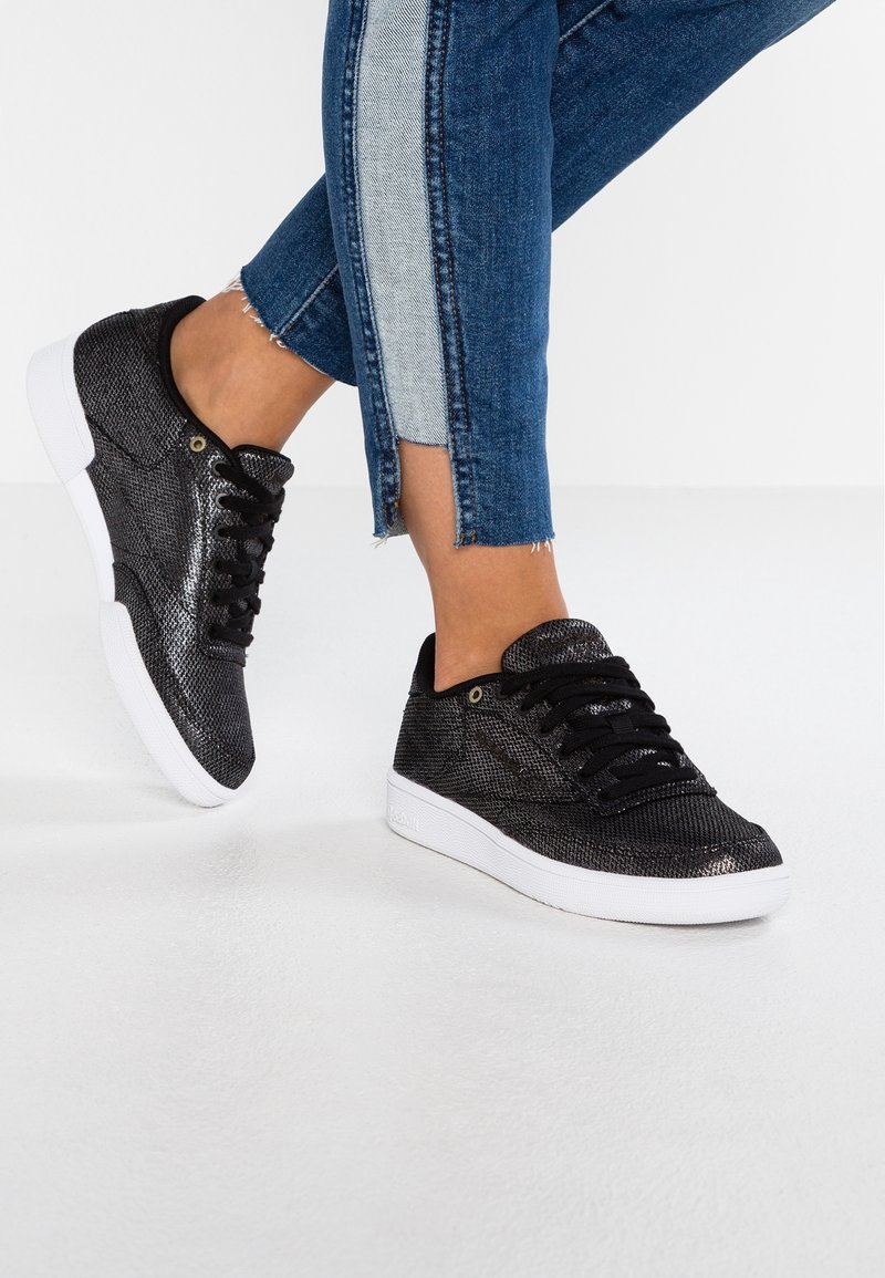 Reebok Classic Sneakers basse - black