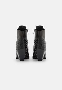 Zign Ankle boot