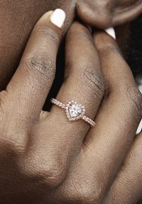 Pandora SPARKLING ELEVATED HEART - Anello - rose gold plated