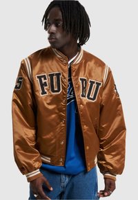COLLEGE SATIN VARSITY - Bomberjacka - brown black creme