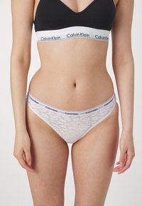Calvin Klein Underwear ICON 3 PACK  - Slip - azalea/lychee/white