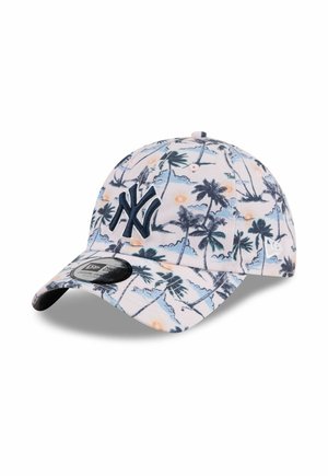 Baseball cap with New York Yankees logo, light pastel palm tree and sunset pattern, curved brim, and brand sticker on the front.