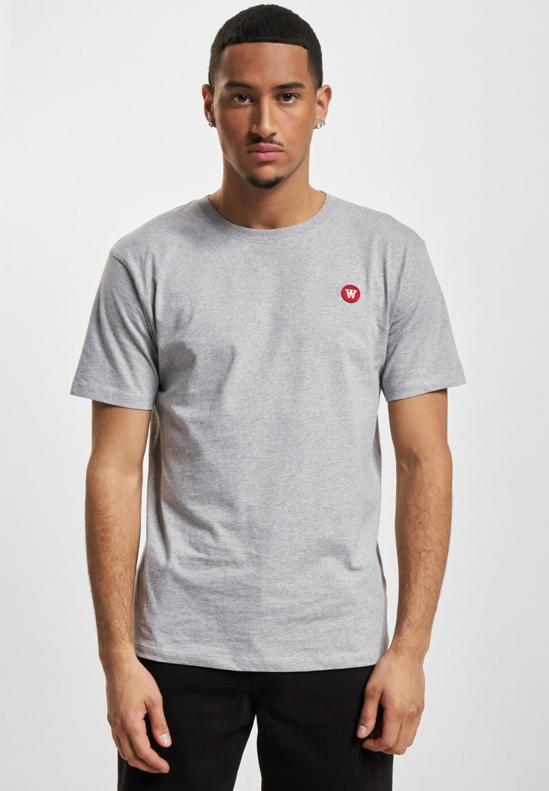 DOUBLE A BY W.W. ACE BADGE - Basic póló - grey melange