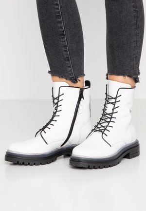 Snørestøvletter - white