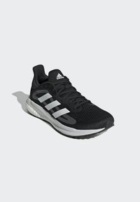 adidas Performance SOLARGLIDE 4 - Chaussures de running sur route - black