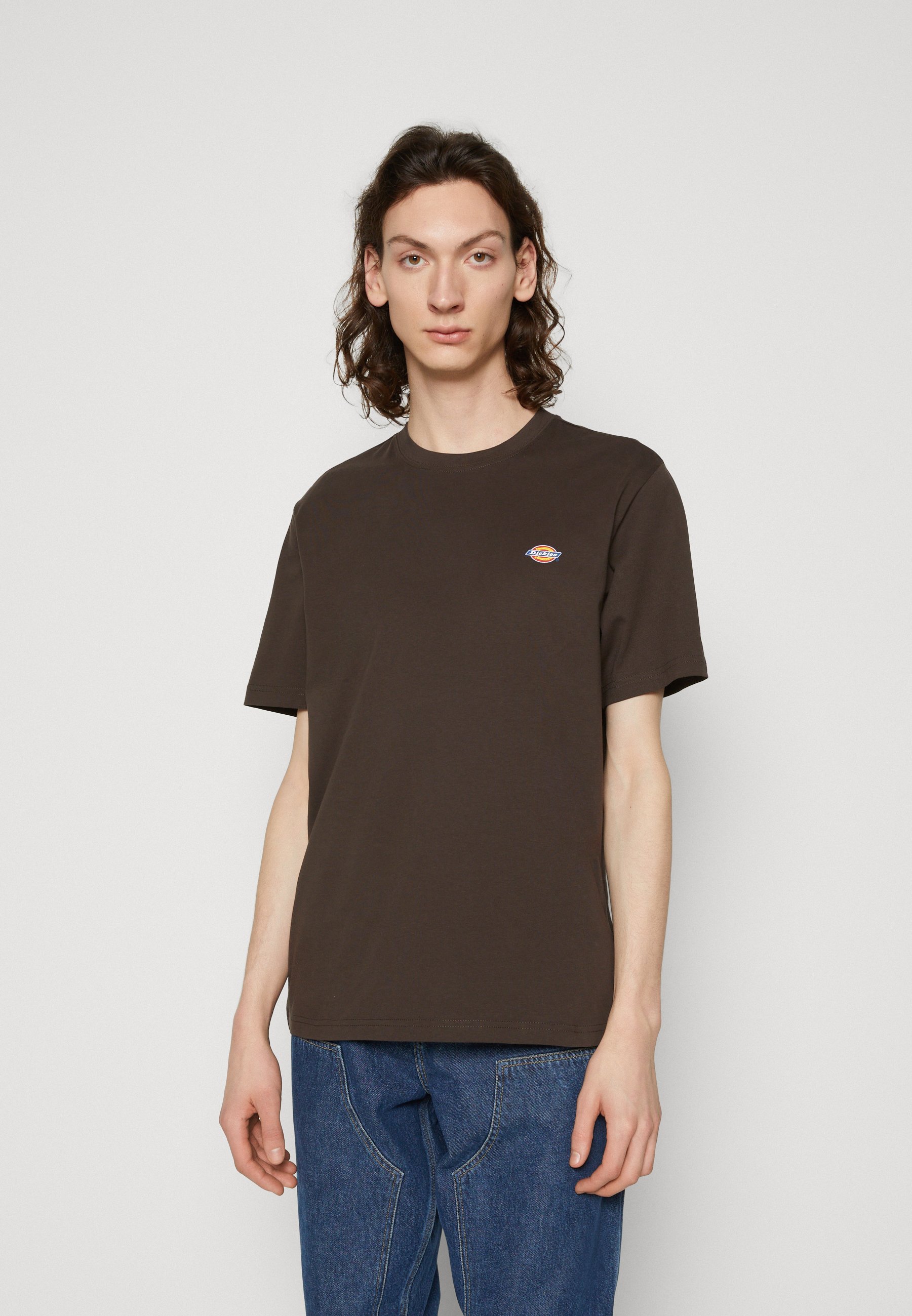 dickies brown t shirt