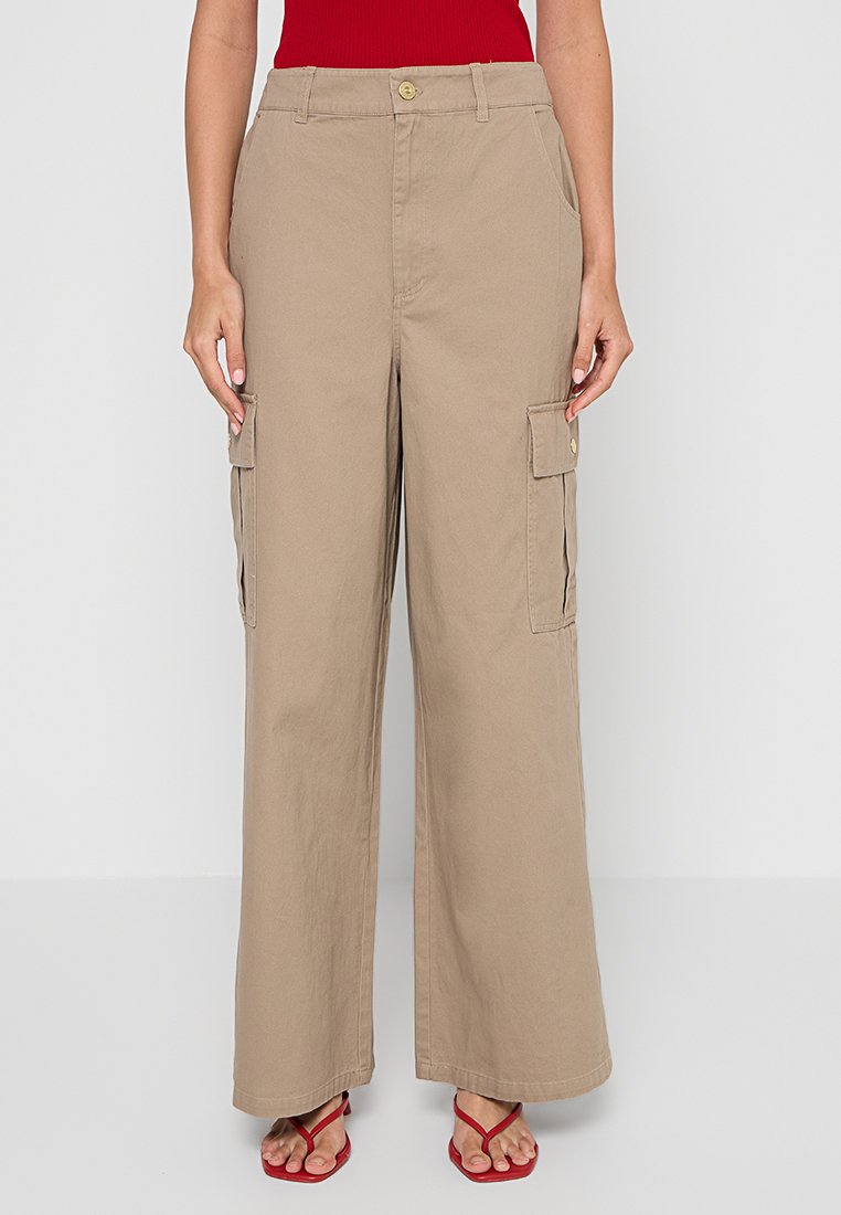 Barbour International Cargobroek beige Barbour International Cargobroek beige