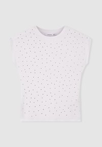 Biała koszulka z krótkim rękawem, okrągłym dekoltem i metalicznym wzorem kropek równomiernie rozmieszczonym na przodzie. Gładki materiał bawełniany.