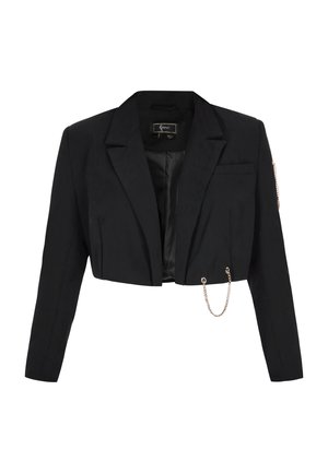 Schwarzes, kurz geschnittenes Blazerjackett mit Revers und satiniertem Finish. Bemerkenswerte Details sind Kettenakzente auf der Vorderseite und eine einzelne Brusttasche.