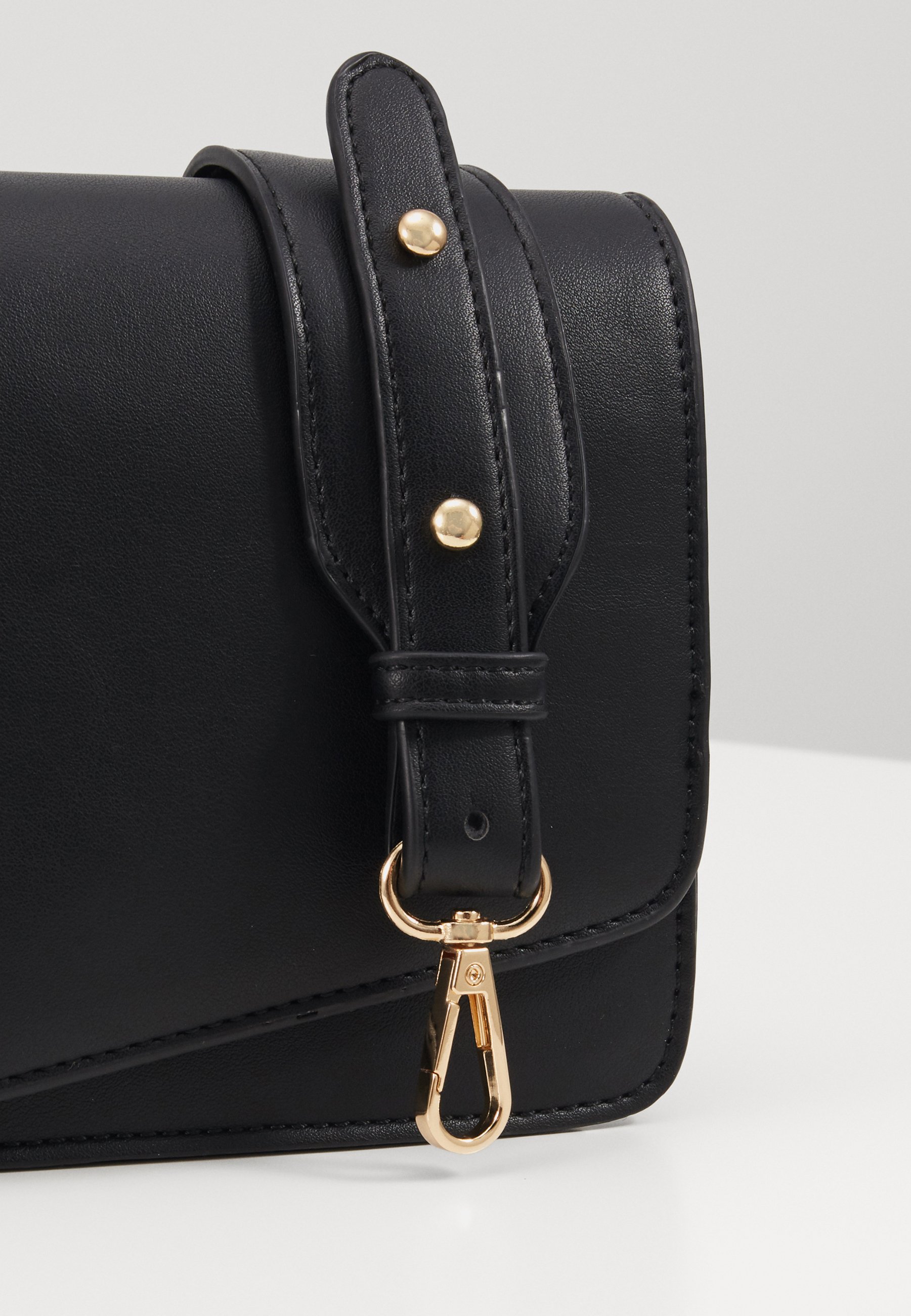 zalando cross body bag