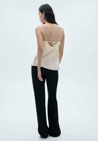 Mango Top - off-white